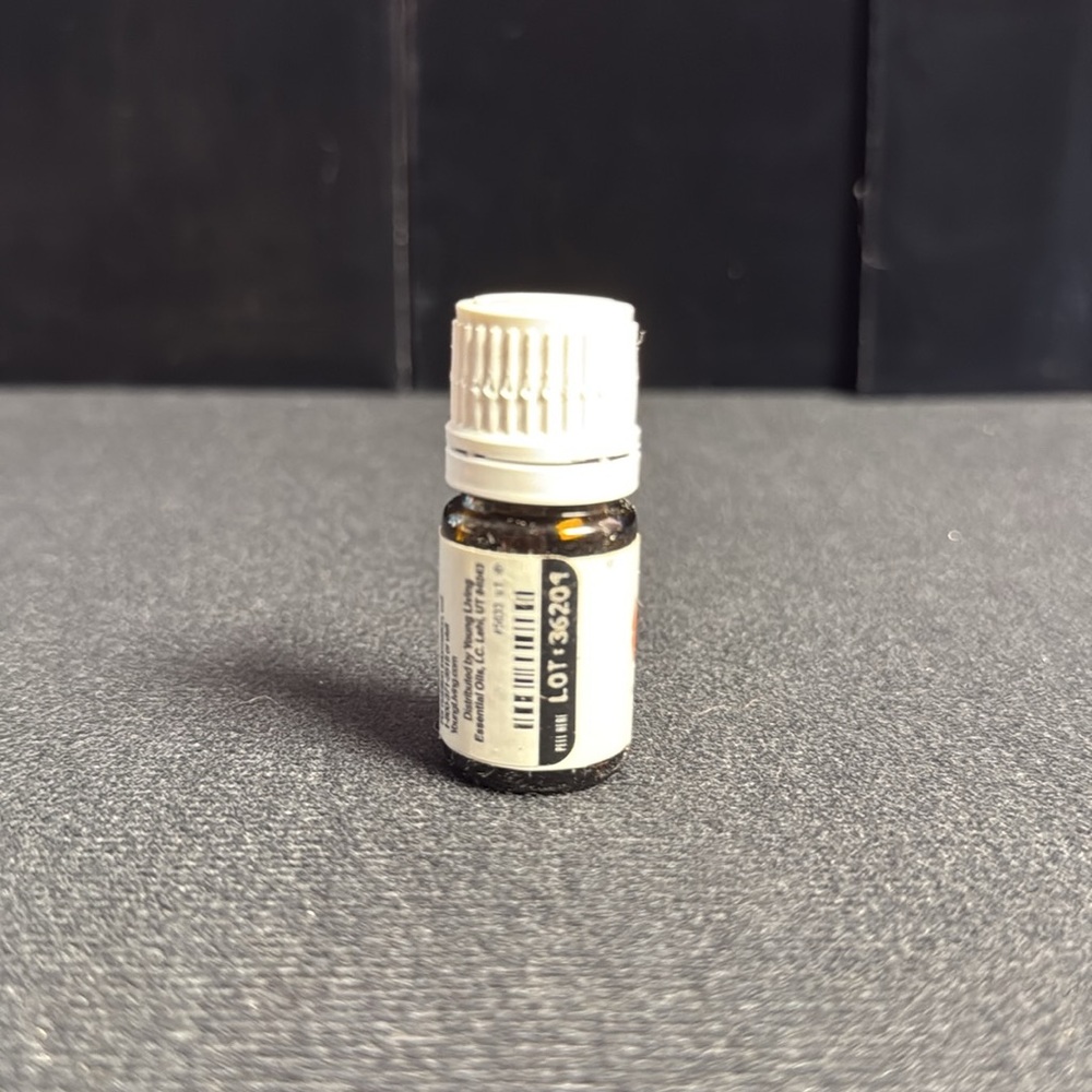 Young Living Nutmeg Vitality oil unopened‎ - Picture 2 of 2